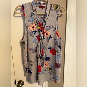 Red by BKE floral top